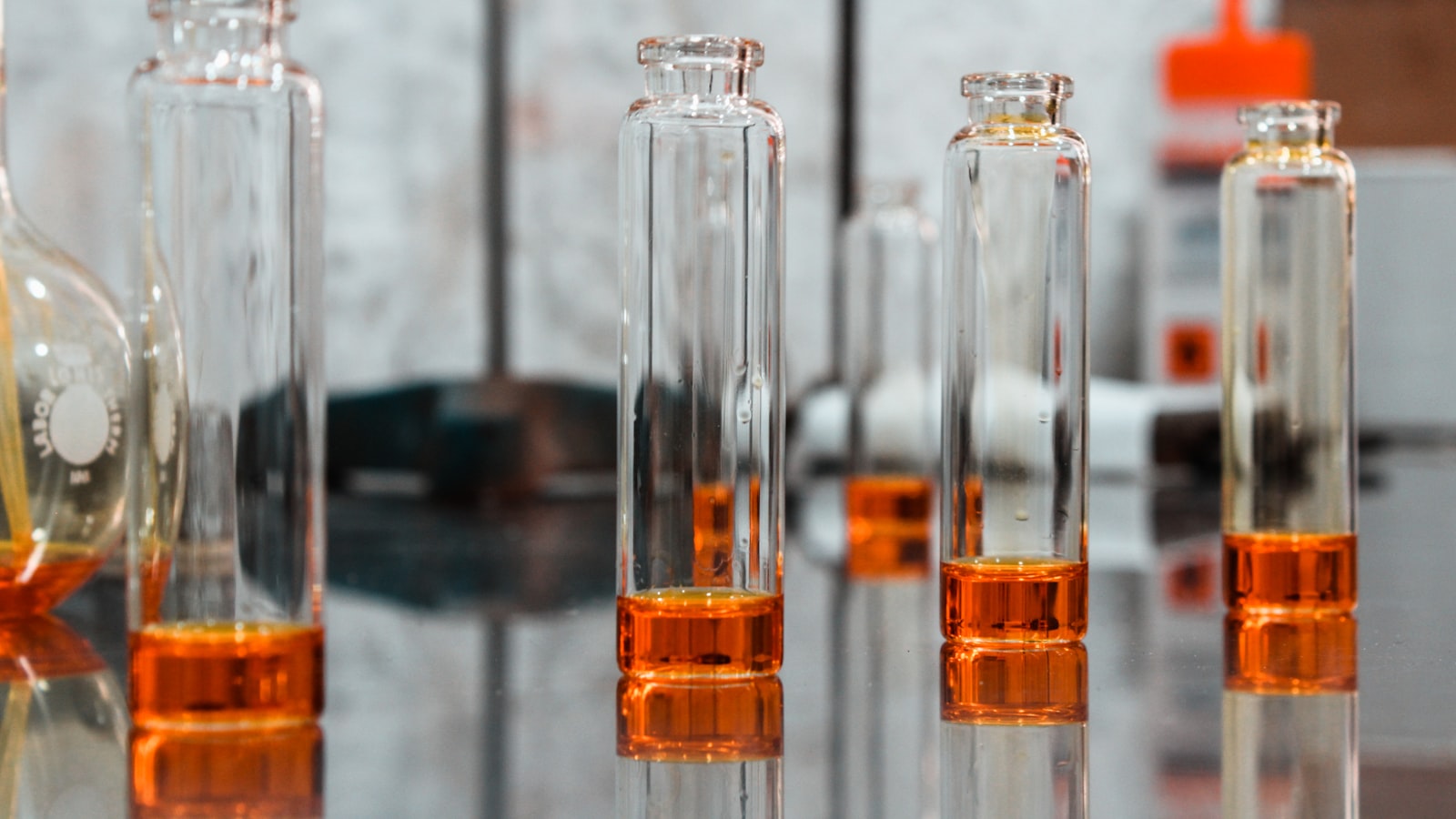 How Reed Diffusers Are Made: A Buyer's Factory Floor Guide
