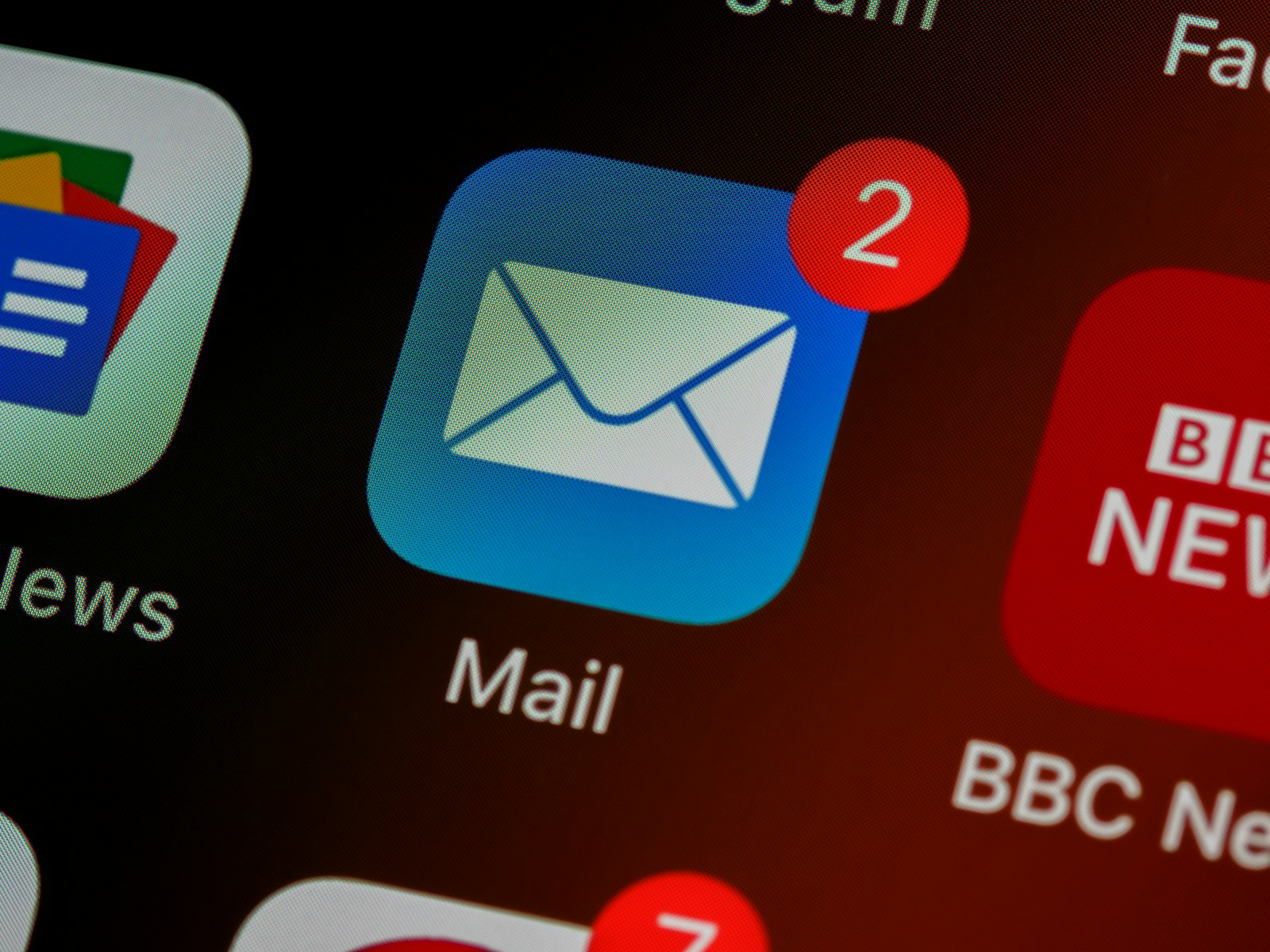B2B Fragrance Email Marketing: Wholesale Sequences That Convert