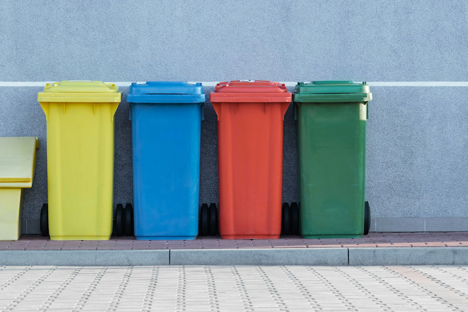 Circular Economy in Fragrance: Refill Programs & Take-Back Schemes