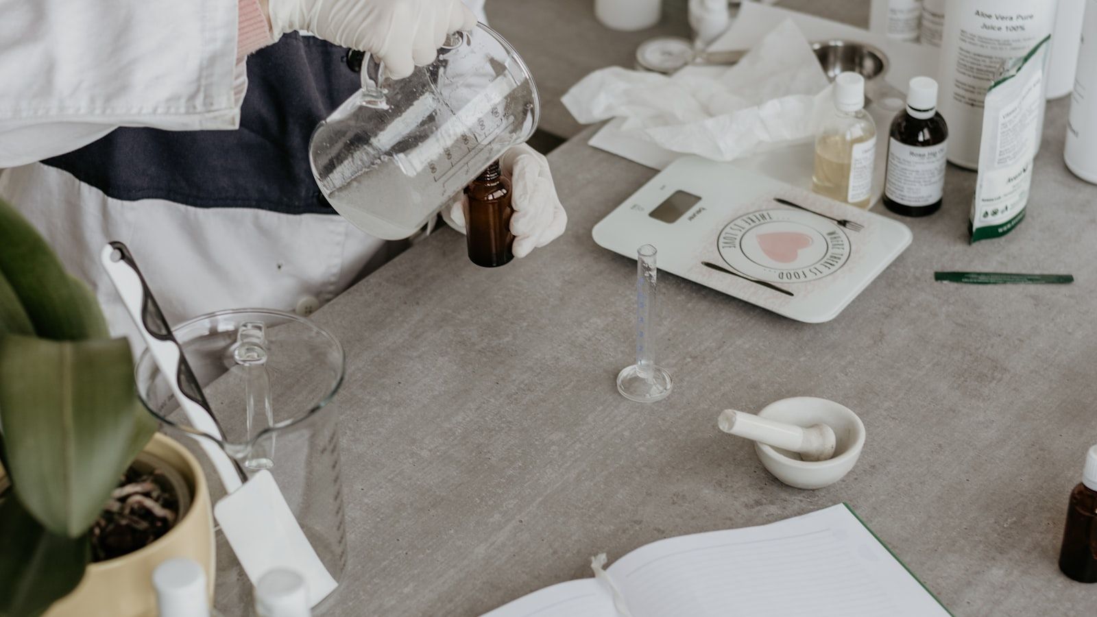 Der komplette OEM- & ODM-Leitfaden für Private-Label-Aromaprodukte