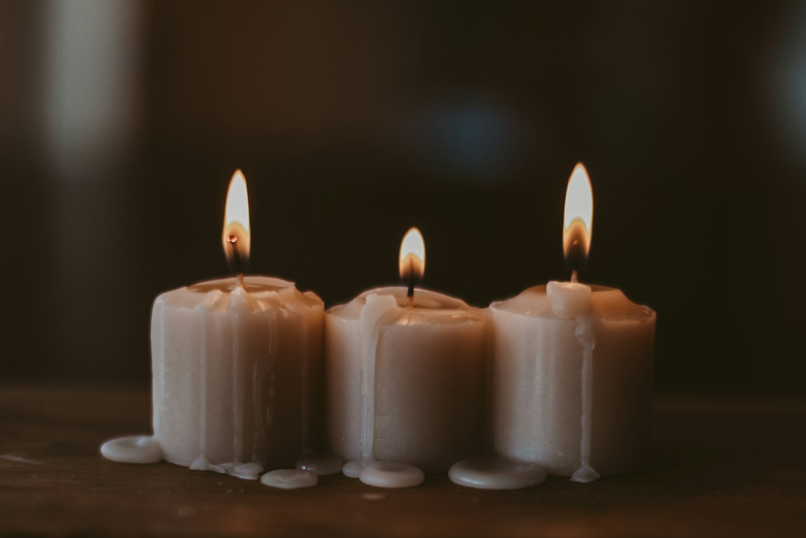 Pillar & Votive Candle Production: Molding, Dipping & OEM