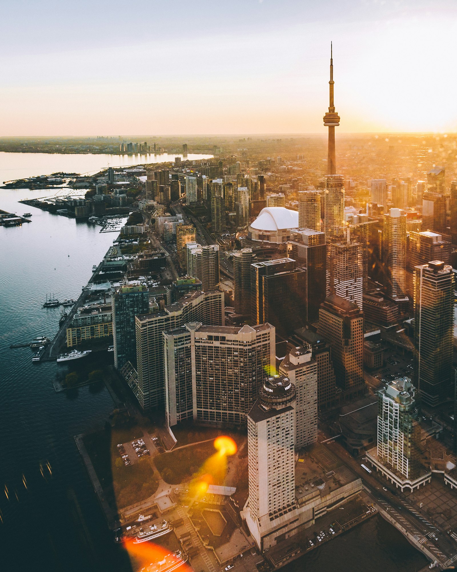 Canadian Fragrance Market: Bilingual Labeling, Regulations & Retail